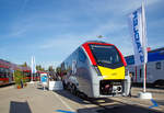   Stadler prsentierte auf der InnoTrans 2018 in Berlin (18.09.2018) mit dem GA 755 401 (British Rail Class 755/4) einen vierteiligen FLIRT-Triebzug mit bimodalem Antrieb (BMU) fr Greater Anglia