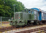 Die Deutz 57513 - eine DEUTZ  KS 230 B (A12L 714A) Diesellokomotive ehemals der Bundeswehr, am 02.07.2023 ausgestellt beim Erlebnisbahnhof Westerwald der Westerwlder Eisenbahnfreunde 44 508 e.