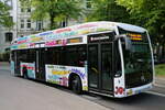 HHA Hamburg - Nr. 1977/HH-XB 977 - eMercedes am 10. Mai 2025 in Hamburg (Aufnahme: Martin Beyer)