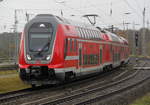 445 002-2+Twindexxwagen DBpza 782.1+445 010-5 als S1 von Warnemünde nach Rostock Hbf bei der Einfahrt im Rostocker Hbf.10.11.2017