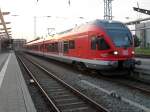 Als Abschluss einer 16 stndigen Bahntour von Rostock nach Berlin ber Stendal und Magdeburg bekam ich am Abend noch RE 33221 von Rostock Hbf Richtung Sassnitz,Auch dieser Zug musste warten weil der