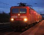 143 250-9 mit S1 von Rostock Hbf nach Warnemnde kurz vor der Ausfahrt im Haltepunkt Rostock-Bramow.14.01.2015