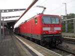 143 564-3 mit S2 von Warnemnde Richtung Gstrow kurz nach der Ankunft um 06.10 Uhr im Rostocker Hbf.(13.08.10)