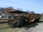 Eine Gleisbaumaschine die nicht mehr genutzt steht auf der Ladestrae in Ahlbeck.Aufgenommen am 14.April 2013.