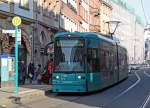 Der S-Wagen VGF 257 ein Bombardier Flexity Classic NGT8 der Verkehrsgesellschaft Frankfurt am Main mbH als Linie 12 bei der Haltestelle Rmer / Paulkircke (Frankfurt am Main) am 27.08.2014.