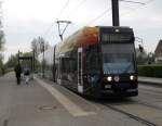 NGT6 mit neue Werbung fuhr am 30.04.10 als Linie 5 von  Sdblick, Rostock Richtung Mecklenburger Allee,Rostock.fotografiert um 07.00 Uhr  in Rostock-Marienehe.