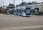 Wochenend-Ruhe für die 6N-1 und 6N-2 Wagen auf dem Gelände der Rostocker Straßenbahn AG.17.07.2021