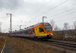 Der fünfteilige Stadler FLIRT 429 047 / 547 der HLB (Hessischen Landesbahn), fährt am 18.03.2021, als RE 99 (Main-Sieg-Express) Siegen - Gießen - Frankfurt am Main, durch Rudersdorf