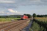 612 166 zieht als RE 3698 Regensburg - Hof bei Zeitlarn gen Norden.