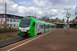 Auf der Linie S9 von Wuppertal nach Haltern war am 03.04.2021 unter anderem 3429 005 unterwegs, hier in Wuppertal-Steinbeck.