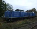 212 054-1+212 272-9 von der Firma Eisenbahngesellschaft Potsdam(EG)standen am 17.10.10 um 09.20 Uhr abgestellt im Bahnhof Pritzwalk.