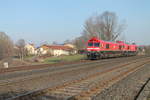 077 023 und 266 442 rollen Lz bei Schönfeld in Richtung Regensburg.