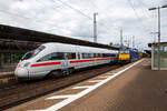 Der 7-teilige ICE T (411 509 / 411 009) Tz 1109 „Güstrow“ der DB Fernverkehr AG errecht am 14 Mai 2022, als ICE 777 (Ostseebad Binz - Rostock Hbf - Hamburg Hbf - Hannover Hbf –