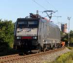 Nach einer weiteren Stunde warten kam dann ES 64 F4-092 Mit leeren LKW-Wagen in der Gterumfahrung vorbei.