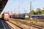 X4 E - 610 (193 610-3) & X4 E - 608 (193 608-7) MRCE - Mitsui Rail Capital Europe GmbH fr DB Cargo mit dem Ganzzug GM 60104 von Ziltendorf EKO nach Hamburg Hansaport in Stendal.