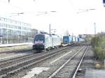 ES64 U2 074 mit LKW-Walter am Heimeranplatz.