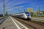 9442 360 und ein weiterer Talent II von National Express halten am 30.07.22 als RB48 nach Wuppertal in Opladen.