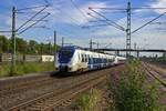 Ein Zug der RB48 mit 9442 160 an der Spitze fhrt am 30.07.22 in Opladen ein.