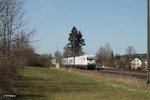 223 143 verlässt Peechbrunn mit dem Wiesau Containerzug.