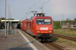 145-CL 013 (145 091-5) OHE mit Containerzug in Rathenow in Richtung Stendal unterwegs.