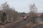 270082 fährt mit dem Containerzug Hof - Wiesau in Marktredwitz ein.