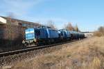 204 036-6 und 204 012 mit dem DGS 61444 zum Tanklager Hauer in Weiden bei der durchfahrt in Wiesau/Oberpfalz.