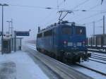 PRESS 140 037-1 wartete,am 27.Januar 2013,am Bahnsteig auf Ausfahrt.