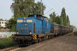 293 021-6 mit Wasserglas-Leerzug von Rostock-Bramow nach Wurzen bei der Durchfahrt im Haltepunkt Rostock-Holbeinplatz.