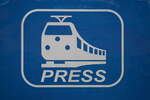 Press Logo am 10.03.2023 im Rostocker Hbf fotografiert.