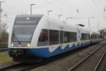 GTW 2/6 der Usedomer Bderbahn als Leerfahrt von Rostock Hbf nach Seebad Heringsdorf bei der Ausfahrt im Rostocker Hbf.06.12.2019