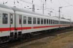 IC 2239(Rostock-Leipzig)bei der Bereitstellung im Rostocker Hbf.18.03.2016