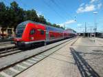 Steuerwagen voraus verlsst ein IRE nach Karlsruhe am 31.7.13 Singen.