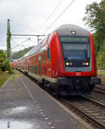 Steuerwagen voraus fährt am11 September 2024 der RE 9 (rsx - Rhein-Sieg-Express) Siegen – Köln –Aachen, der DB Regio NRW durch den Bahnhof Scheuerfeld (Sieg).