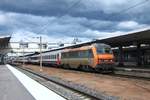 SNCF 26158 steht mit EC 90 IRIS am 25 September 2010 in Mulhouse.