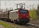 Etwas nher...E37 510 von CB Rail am 09.04.11 in Duisburg Entenfang