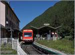 Der SNCF Z 850 N° 56 (94 87 0001 862-5 F-SNCF) verlässt Vallorcine als TER 18922 mit dem Ziel St-Gervais Les Bains Le Fayet.