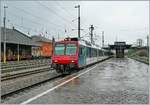 Einige Jahre fuhren SBB RBDe 561 mit ihren NPZ praktisch im Stundentakt von Frick nach Mulhouse und zurück. Das Bild zeigt einen solchen Regionalzug beim Verlassen von Basel St.Johann auf dem Weg nach Mulhouse.
22. Juni 2007