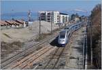 Der TGV 6508 (Rame 287) verlässt Evain les Bains in Richtung Paris.