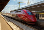 Der SNCF Thalys PBKA 4343 (TGV 43430 / Series 43000) als THA 9472 nach Paris Gare du Nord fährt am 11.04.2016 durch den Bahnhof Köln Messe/Deutz, und  erreicht somit bald seinen