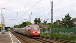 THALYS 4346 durchfährt auf den Ferngleisen den Haltepunkt Duisburg-Rahm 10.96.2022