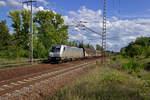 186 261 von akiem durchfhrt am 08.08.2019 den stillgelegten Gterbahnhof Berlin-Wuhlheide.