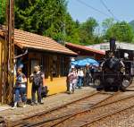 Was da am 27.05.2012 im Museum Chaulin der Museumsbahn Blonay–Chamby alles so herum fhrt und luft:-)  Recht die G 3/3 Dampftenderlokomotive BAM Nr.