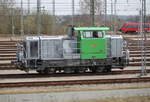 Mit DB-Logo zeigte sich 650 114-8 am 31.03.2017 im Bw Rostock Hbf.