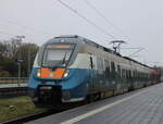 50 Jahre Rostocker S-Bahn Hamster 442 837 als S1 von Warnemünde nach Rostock Hbf bei der Ausfahrt in Warnemünde.15.11.2024