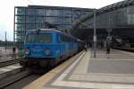 1042 520-8 mit dem DPE 325  CLASSIC COURIER  von Koblenz Hbf nach Breslau (Wroclaw Glowny) am Berliner Hbf.