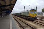 66004 von der Freightliner PL mit Eaos Ganzzug wartet in Cottbus auf die Weiterfahrt.