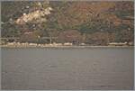 Zwischen Messina und Taormina-Giardini ist ein HTR 412  Blues  als R 12961 bei S.Alessio Siculo-Forza d'Agrò auf der Fahrt nach Catania.

24. Sept. 2025