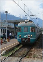 Ein FS ALe 803 wartet in Sondrio auf die Abfahrt (nach Tirano?).
8. Mai 2010 Ein FS ALe 803 wartet in Sondrio auf die Abfahrt (nach Tirano?).
8. Mai 2010