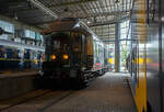Der älteste elektrische Triebwagen der Niederlande, der ZHESM 6 mBC der Zuid-Hollandsche Electrische Spoorweg-Maatschappij (Südholländischen Elektrischen Eisenbahn-Gesellschaft),