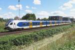 NS 2516 hat am 15 Juli 2022 soeben Tilburg-Reeshof verlassen als RB nach Dordrecht.